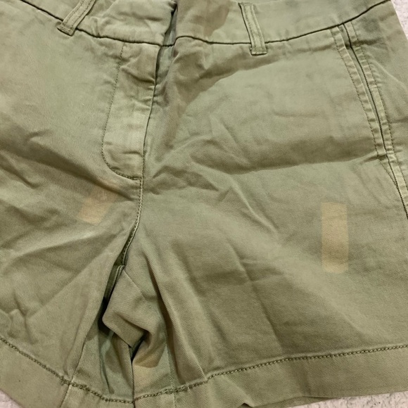 J crew h5807 5” stretch green chino shorts - Picture 3 of 5